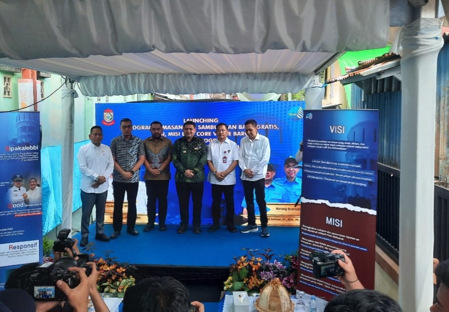 Wakil Ketua Bersama Ketua Komisi B DPRD Makassar Hadiri Program Launching Air Bersih Gratis