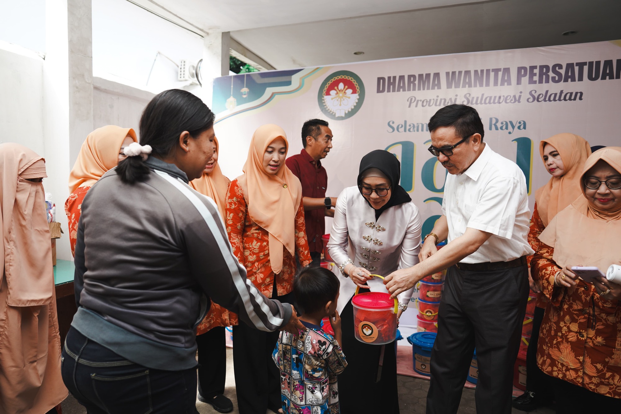DWP Sulsel Salurkan Daging Kurban untuk Anak Stunting dan Kaum Dhuafa