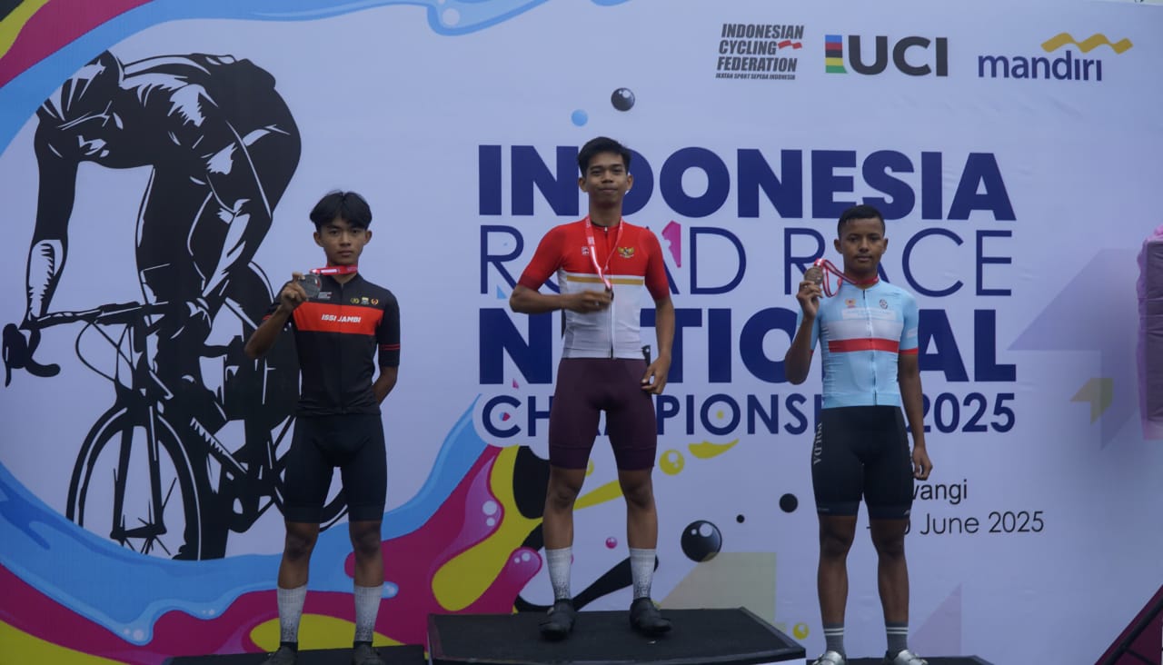 Harumkan Sulbar, Muhammad Yahya Usman Raih Emas di Kejurnas Balap Sepeda 2025 di Banyuwangi