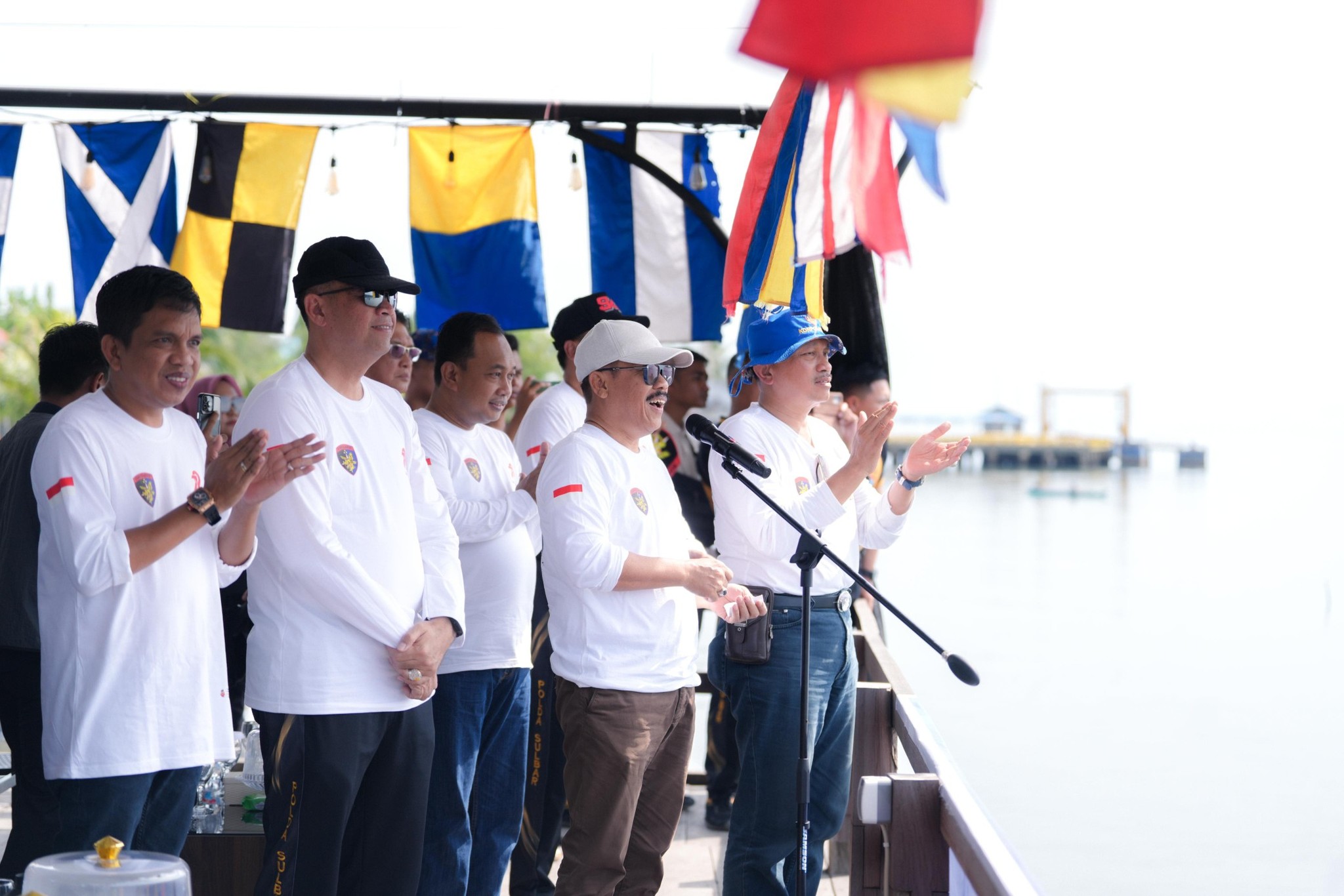 Wakil Ketua DPRD Sulbar Hadiri Lomba Perahu Katinting Sambut HUT Bhayangkara 