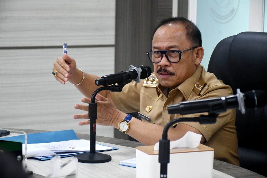 Refleksi Akhir Pekan Gubernur Sulbar: Tantangan Fiskal dan Komitmen Bebas Utang