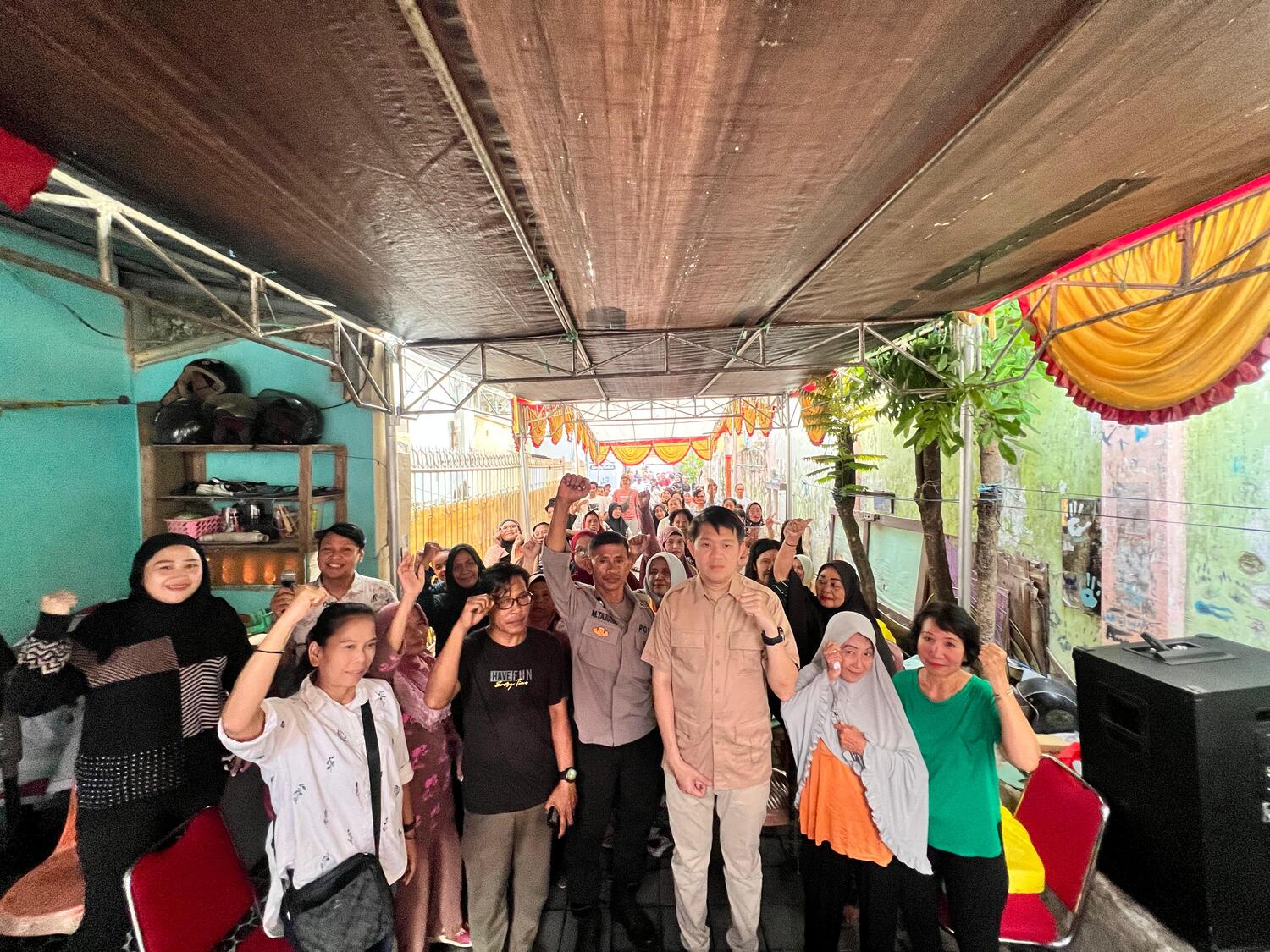 Reses Perdana Masa Persidangan Ketiga, Wakil Ketua DPRD Makassar Serap Aspirasi Warga Kecamatan Ujung Pandang