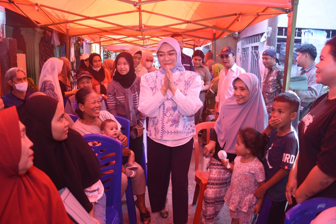 Reses Titik Keempat di Baji Pangasseng, Budi Hastuti Terima Keluhan Soal Drainase dan Jalanan Rusak