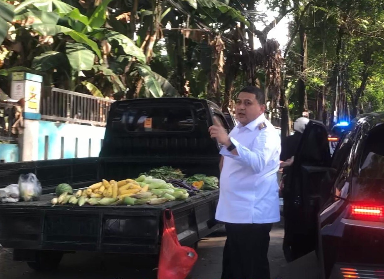 Pagi-pagi Wali Kota Munafri Sidak Pasar Tumpah Tello, Tegur Pedagang yang Ganggu Jalan Umum