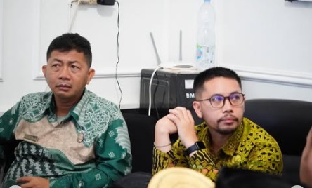 Sekcam Ujung Tanah Pimpin Rakor Terkait Pembagian Tugas Tenaga Kebersihan