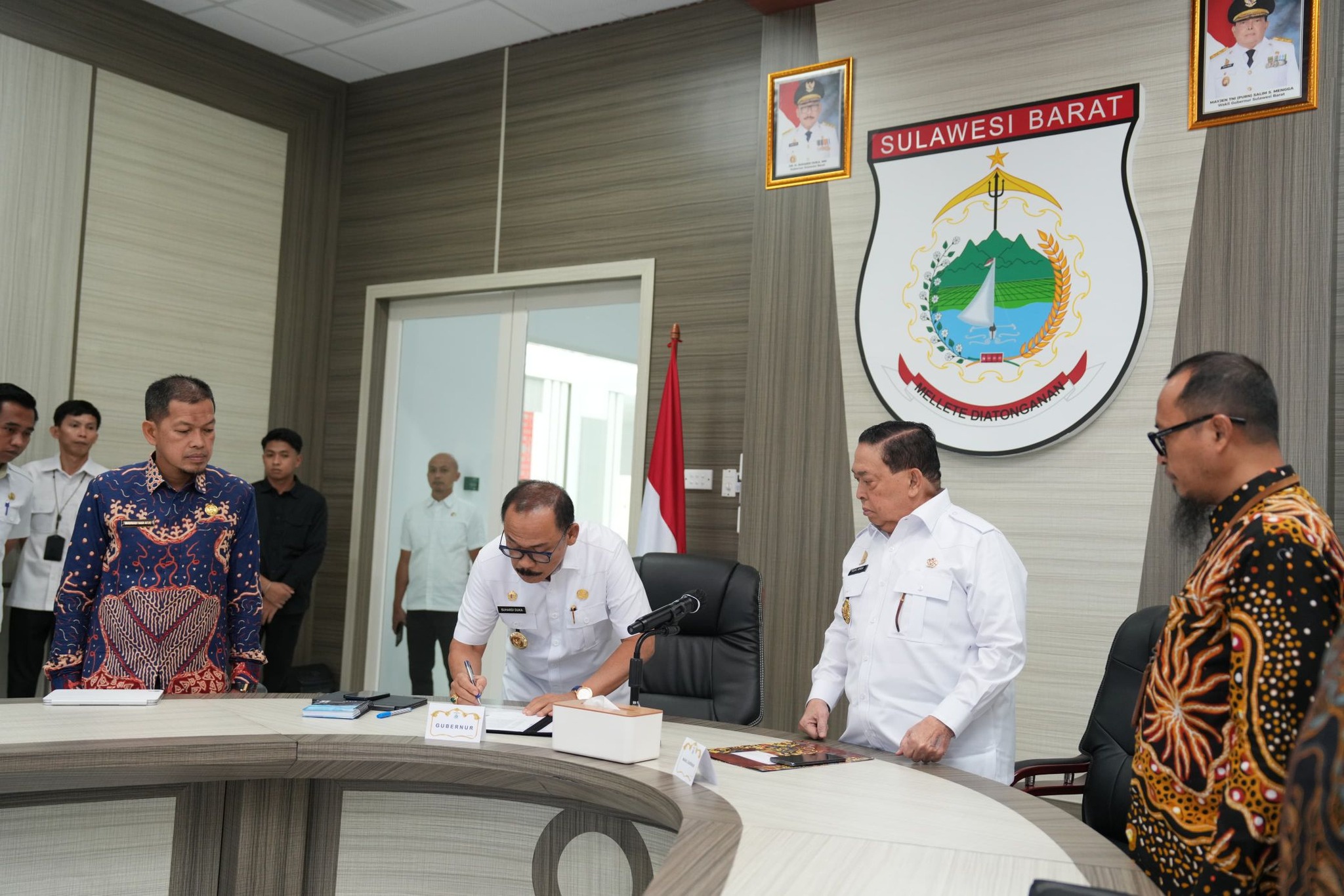 Optimalisasi Pemungutan Pajak Pusat dan Daerah, Pemprov Sulbar Bersama DJP dan DJPK Sepakat Teken PKS