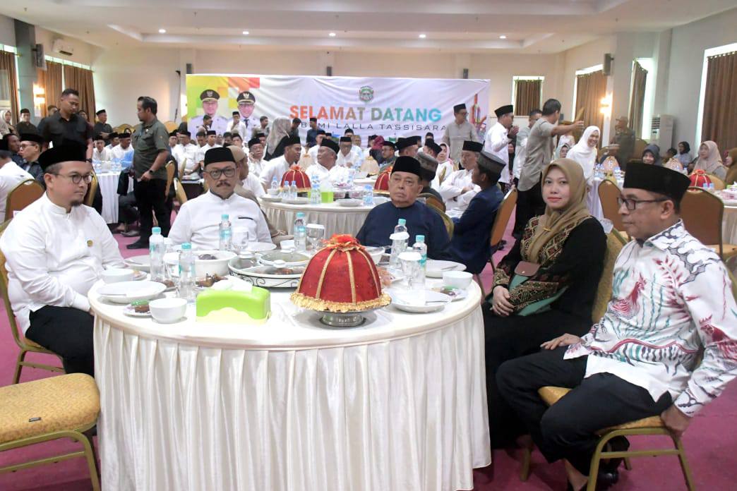 Safari Ramadan Gubernur-Wagub Sulbar Berlanjut di Mateng, Disambut Langsung Bupati-Wabup