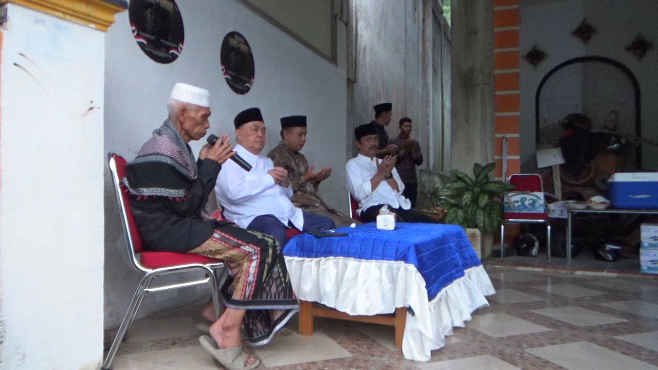 Silaturrahmi Bersama Masyarakat di Sekitar Rujab Wagub, Salim Mengga Ajak Saling Membantu dan Tunaikan Zakat