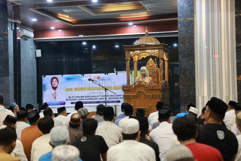 Salat Tarawih di BTP, Wawali Makassar Ingatkan Kemuliaan Kota Terwujud dari Kemuliaan Warganya