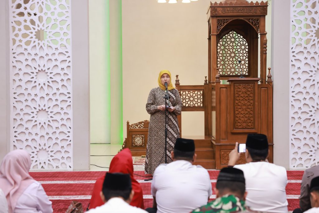 Buka Puasa Bersama di Masjid Cheng Ho, Wawali Makassar Tekankan Pentingnya Kebersamaan dan Toleransi