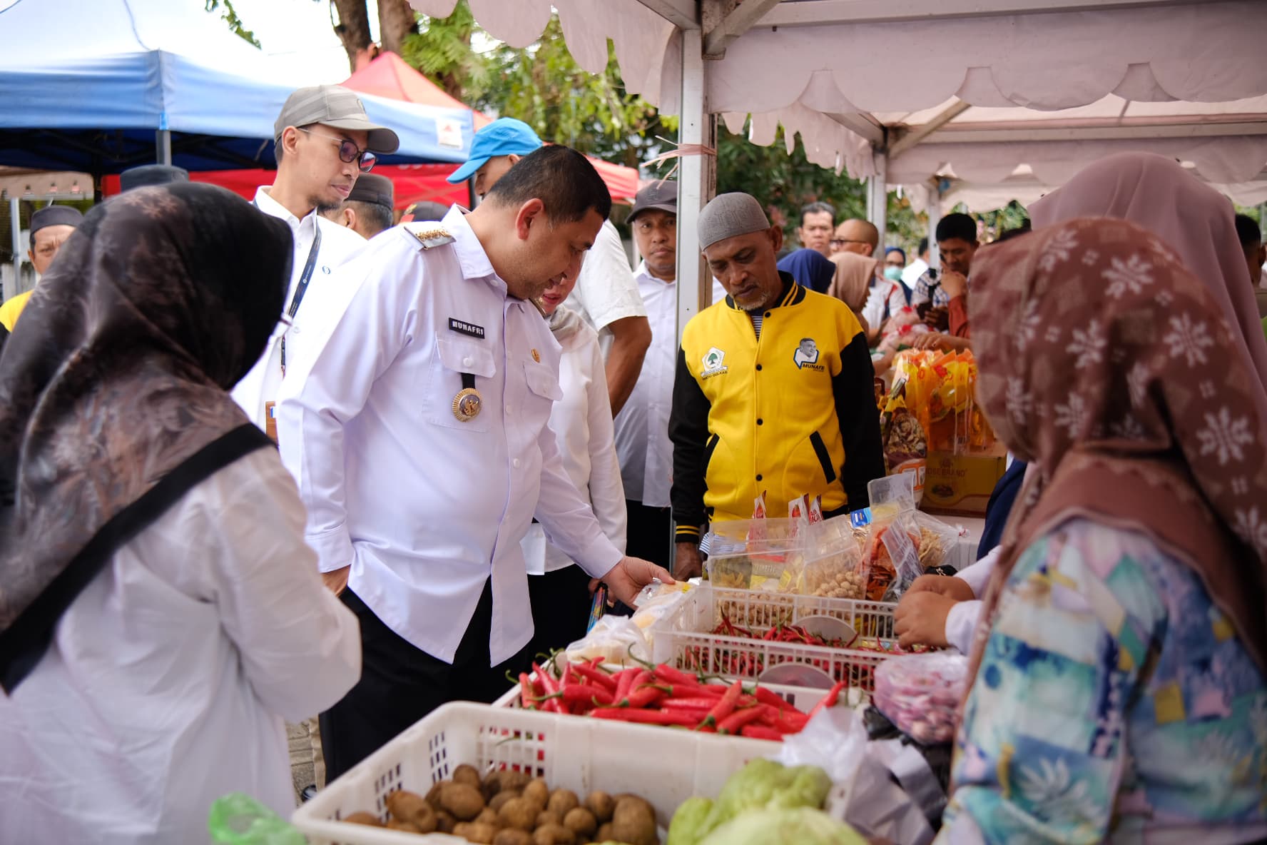 Gerakan Pangan Murah, Wali Kota Munafri Pastikan Harga Kebutuhan Pokok Terjangkau
