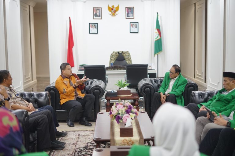 Pimpinan UMI Temui Wali Kota Makassar, Bahas Peningkatan Kualitas Pendidikan hingga Ekonomi Syariah