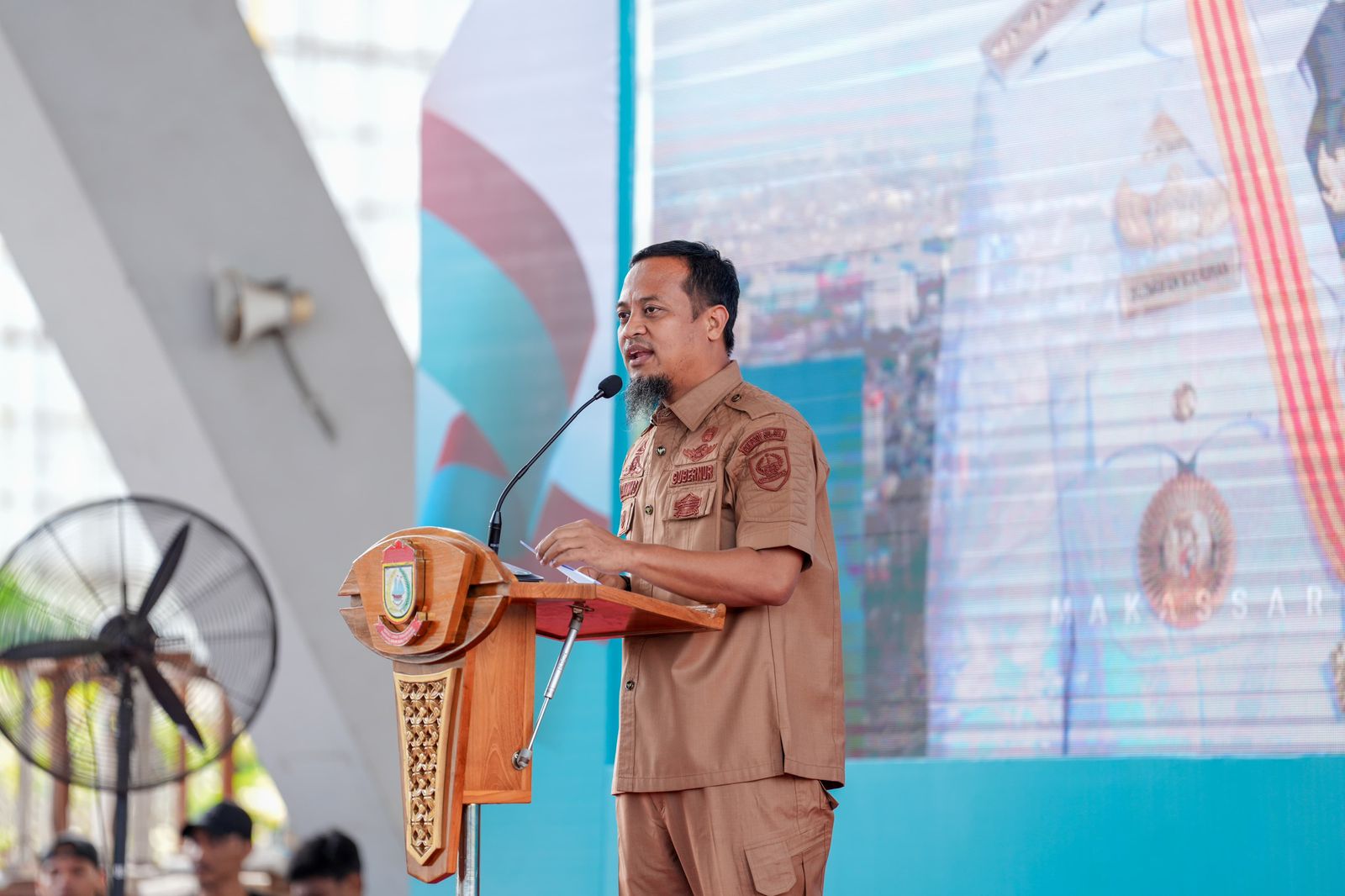 Salurkan Rp222 M Dana Bagi Hasil 24 Kabupaten/Kota, Gubernur Sulsel Harap Percepat Implementasi Program-program Pembangunan