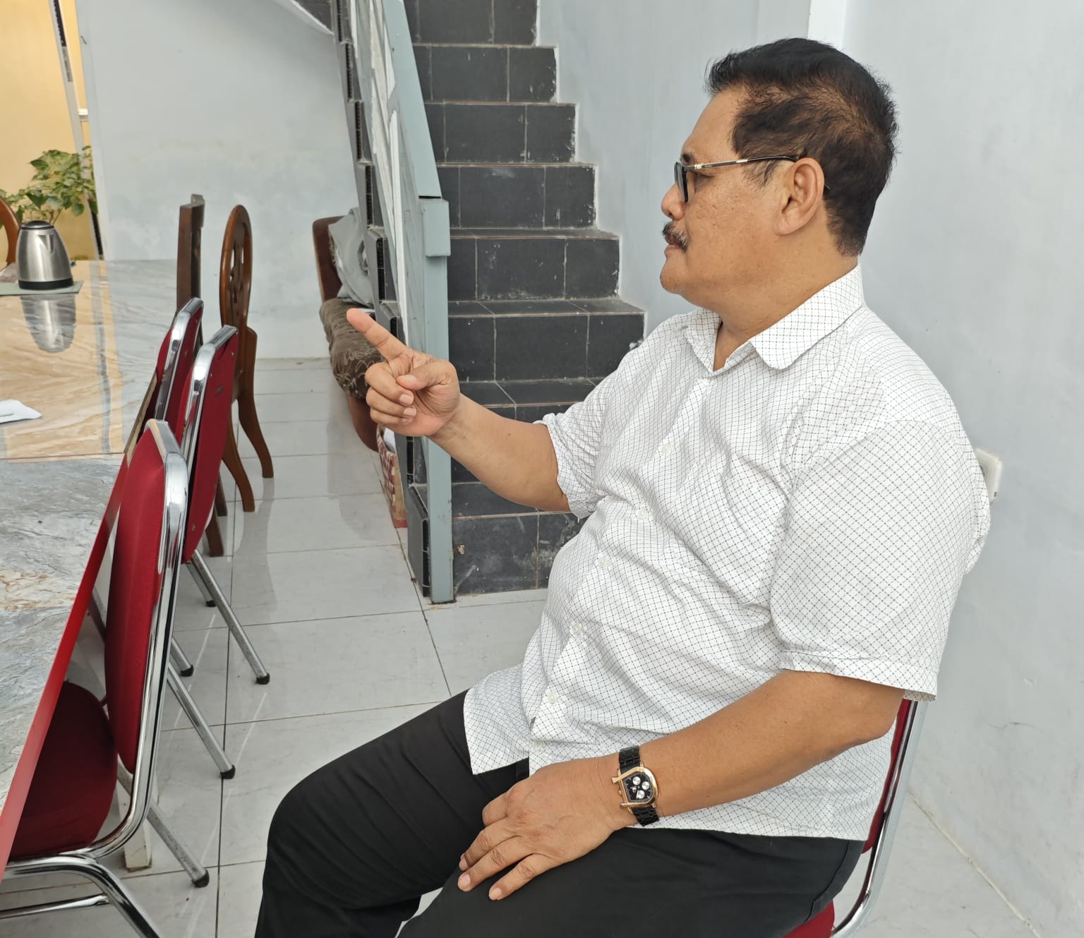 1 Jam Bersama Konsultan Aplikasi AJPAR H Amran, Satu Aplikasi untuk Seluruh Kebutuhan, Mudah dan Murah, Menguntungkan Masyarakat 