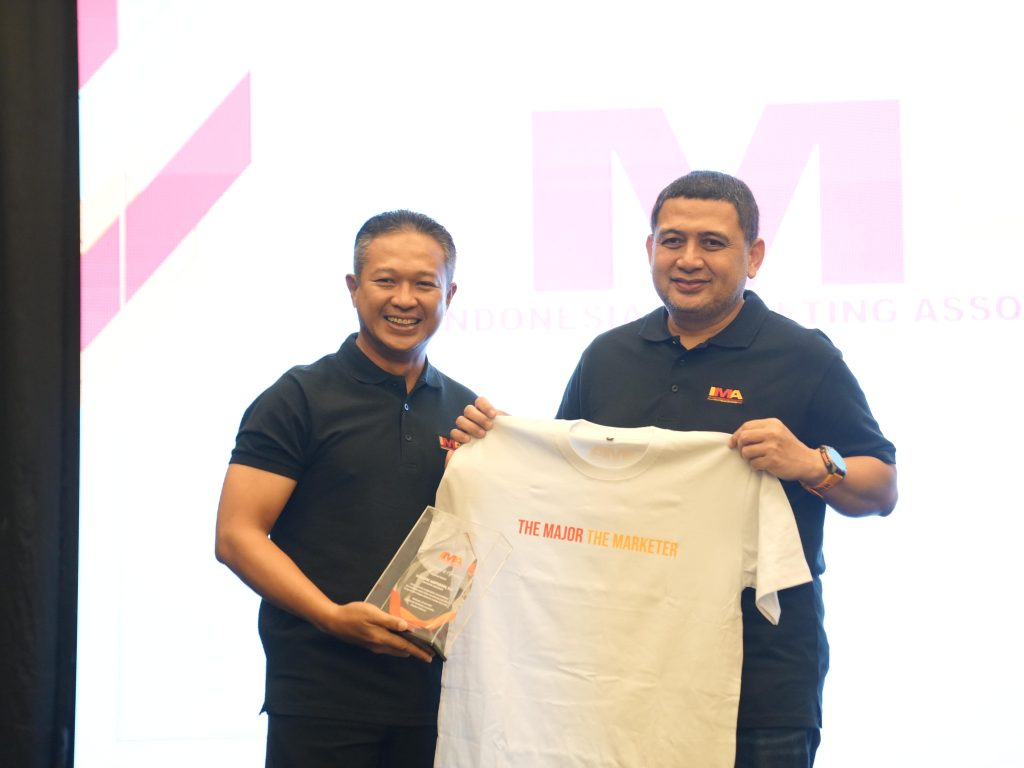 Beri Selamat Pelantikan Pengurus IMA, Munafri Tekankan Kolaborasi Branding Penguatan UMKM 