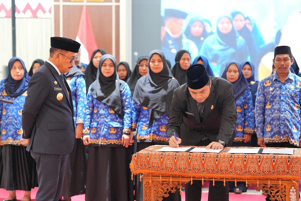 Lantik Kabiro Barjas dan 29 Pejabat Fungsional, Gubernur Sulbar Singgung Pentingnya Integritas