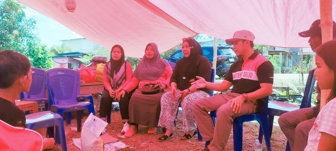 Bentuk Kepedulian, Anggota Dewan Ryan Ramadhan Kunjungi Korban Kebakaran di Desa Benggaulu