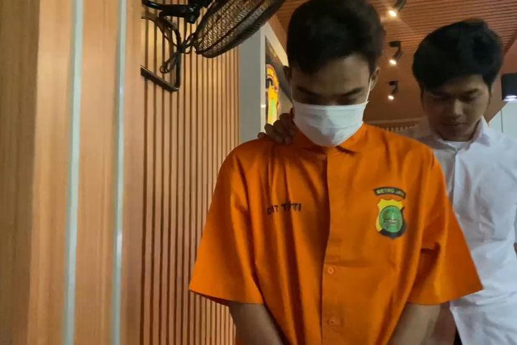 Kakak Beradik Raup Rp 100 Juta dari Pemerasan Modus Video Call Sex
