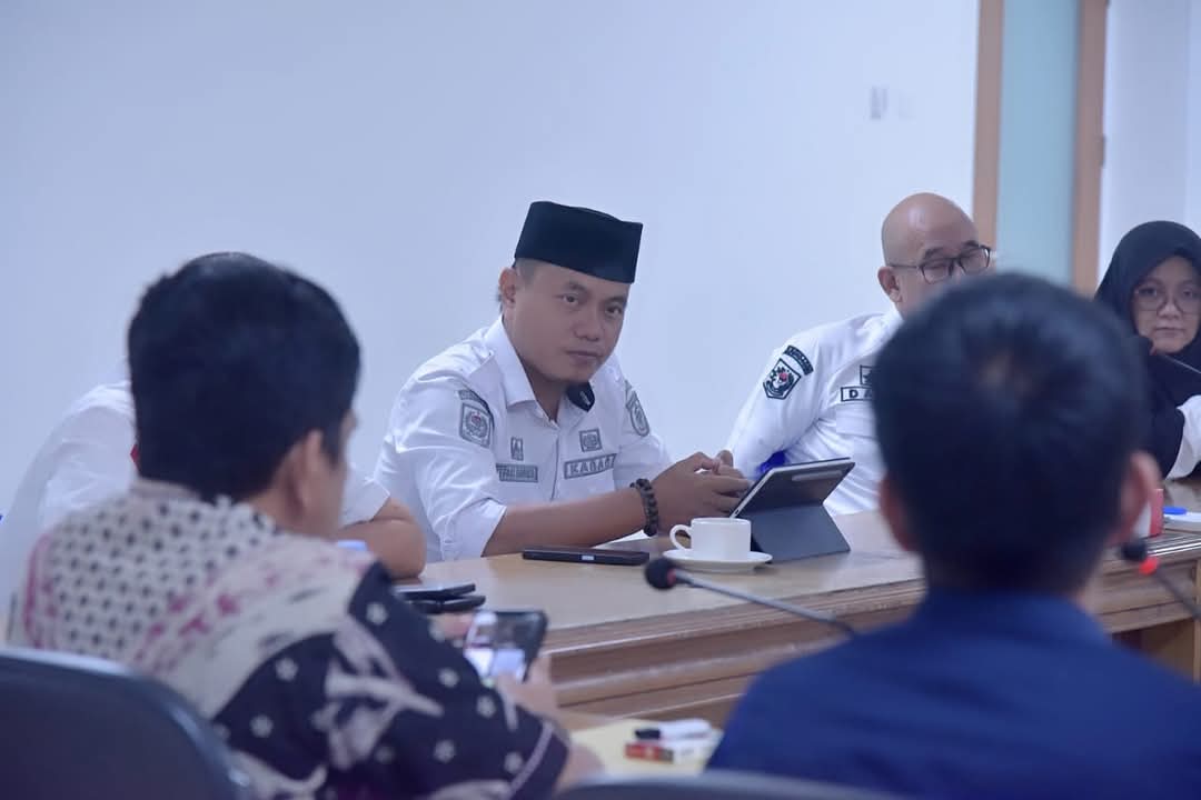Rapat Bamus DPRD Sulbar, Sinergi Sekretariat dan AKD Menuju DPRD yang Efektif