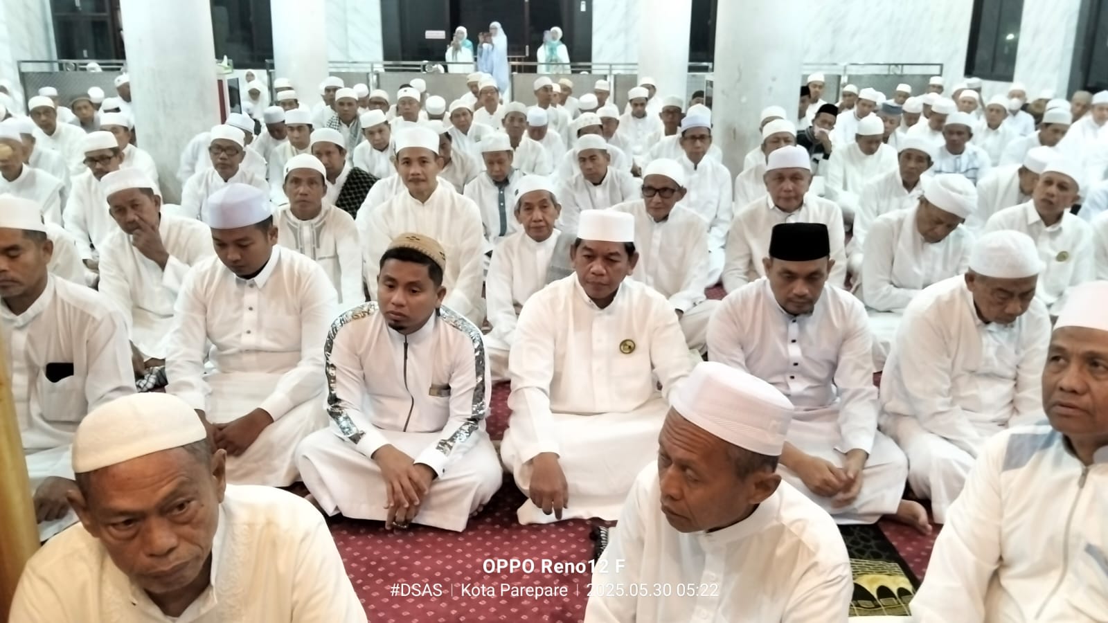 Khusyuk Penuh Makna, Wali Kota Tasming Hamid dan Wawali Hermanto Hadir Membersamai Safari Salat Subuh Majelis Syuhada di Masjid Miftahul Jannah