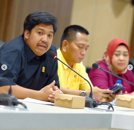 Komisi B Gelar RDP Bersama Pelaku Usaha Kafe dan THM, Bahas Masalah Perizinan hingga Parkir