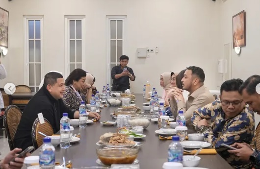 Bertemu Wamen Kebudayaan, Wali Kota Munafri Bahas Pengembangan Budaya 