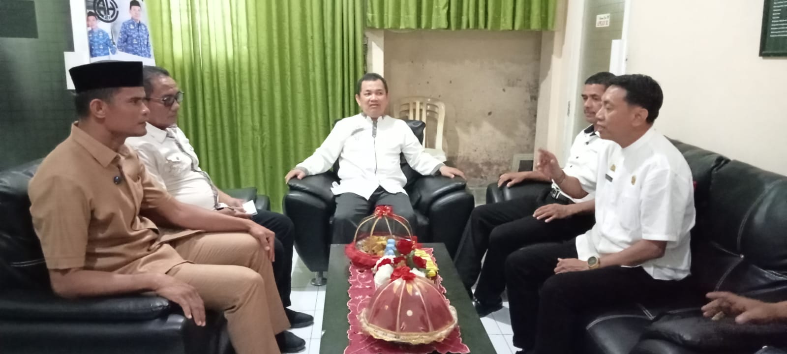 Jelang SPMB 2025, Anggota DPRD Makassar Kunjungi SMPN 8 untuk Mendengarkan Aspirasi Sekolah