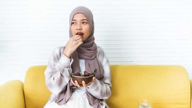 6 Manfaat Makan Kurma Sebelum Tidur, Diantaranya Menstabilkan Gula Darah