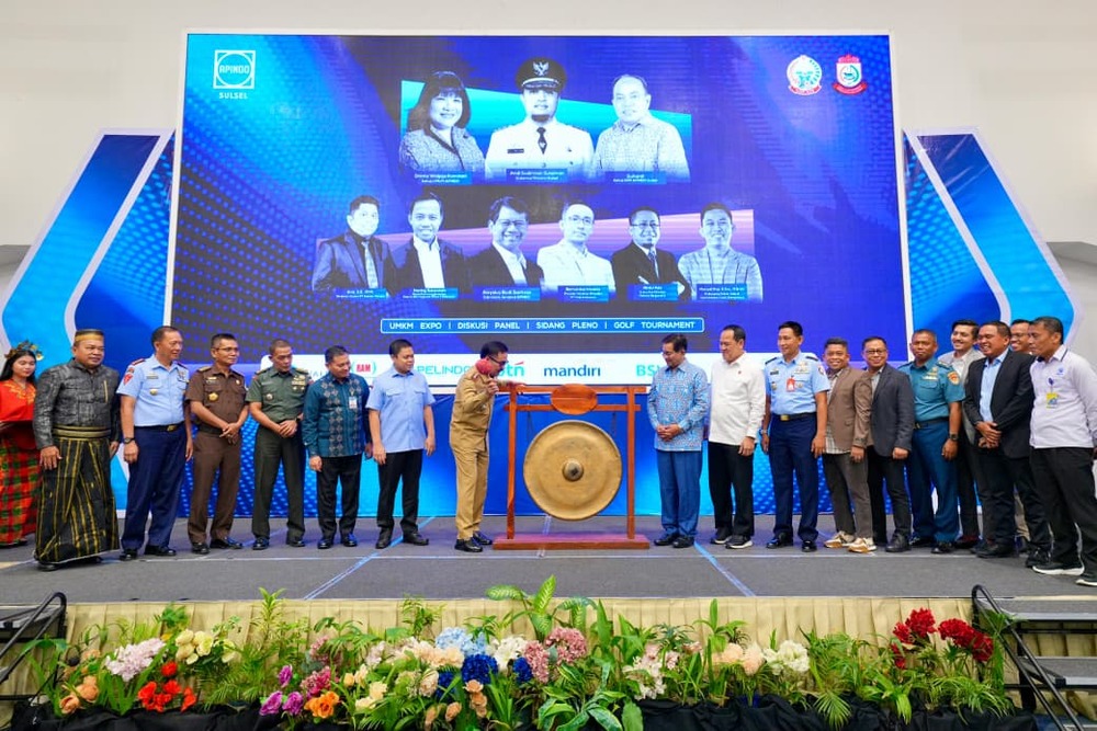 Sekda Jufri Rahman Buka Rakerkonprov 2025 Apindo Sulsel, Dorong Peningkatan Serapan Tenaga Kerja