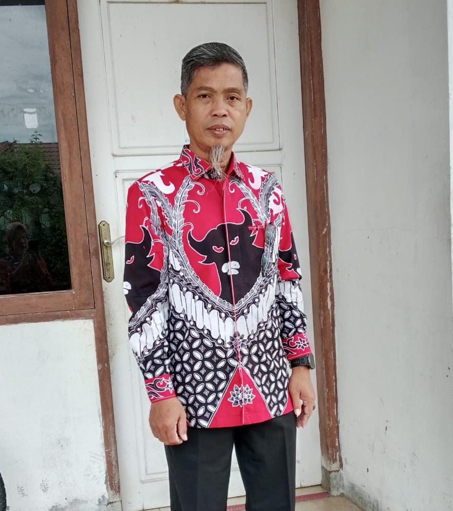 Pasang 450 Bendera Partai, PDI-P Pasangkayu Siap Sambut Konferda dan Konfercab 2025