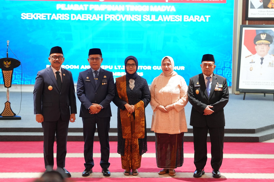 Gubernur Sulbar Lantik Junda Maulana Jadi Sekda, Sebut Amanah yang Tidak Ringan