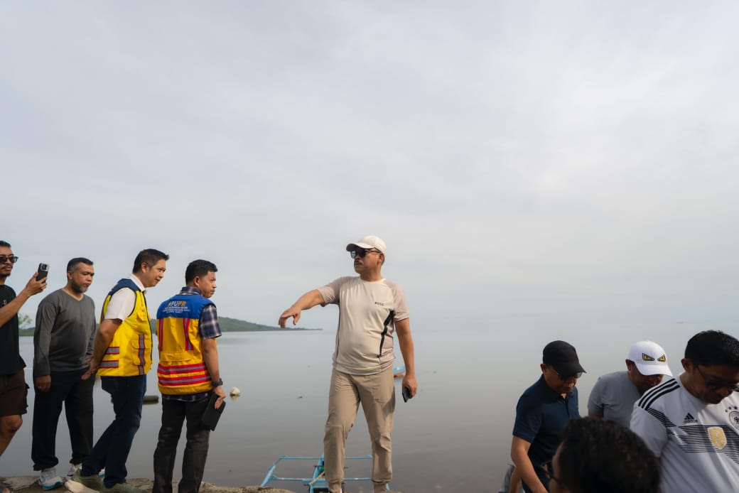 Gubernur Suhardi Duka Tinjau Rencana Lanjutan Jalan Arteri Tepi Laut di Mamuju