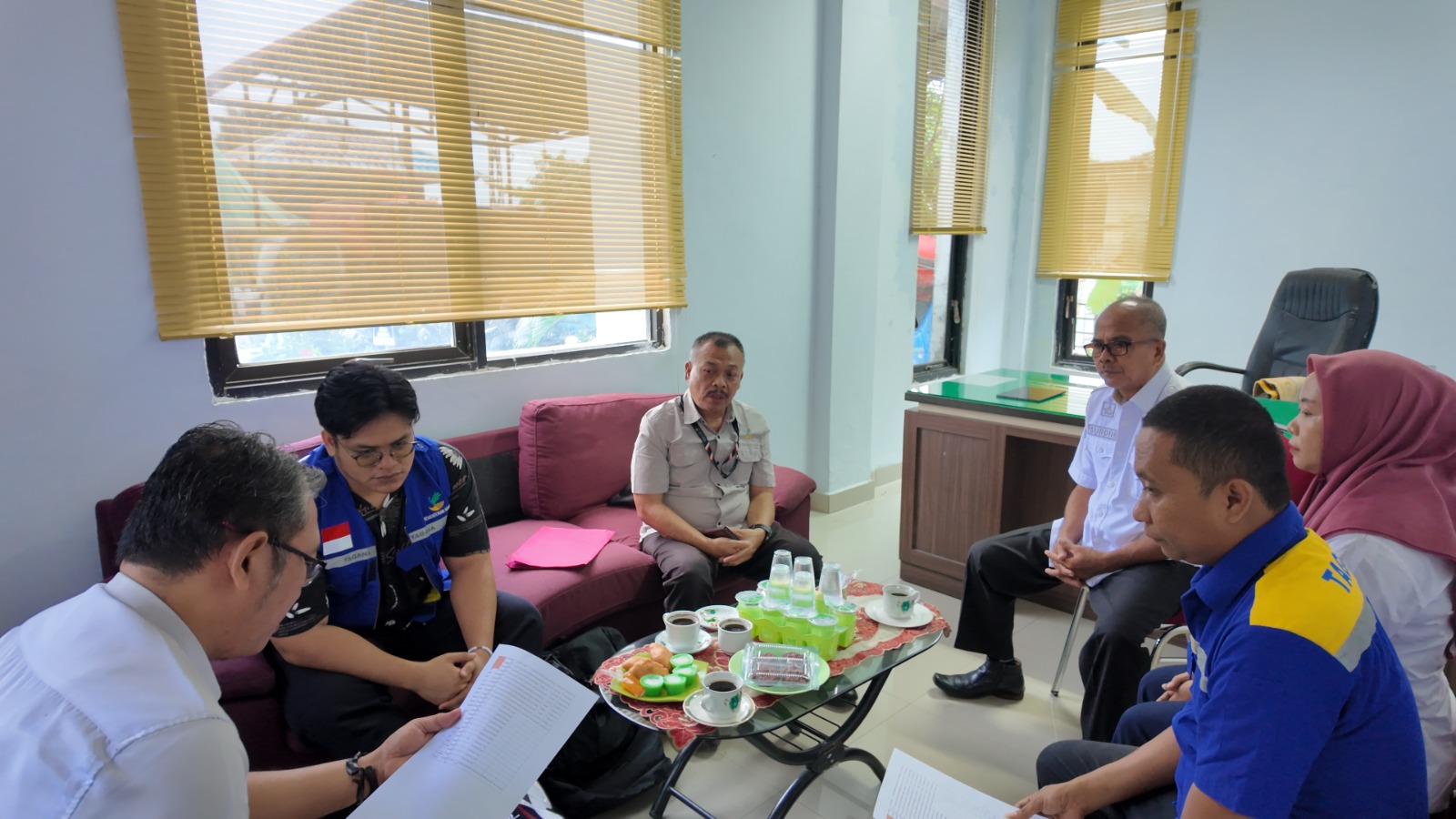 Direktorat Perlindungan Sosial Korban Bencana Alam Kunjungi Dinsos Sulbar, Mengecek Kondisi Aset Kemensos