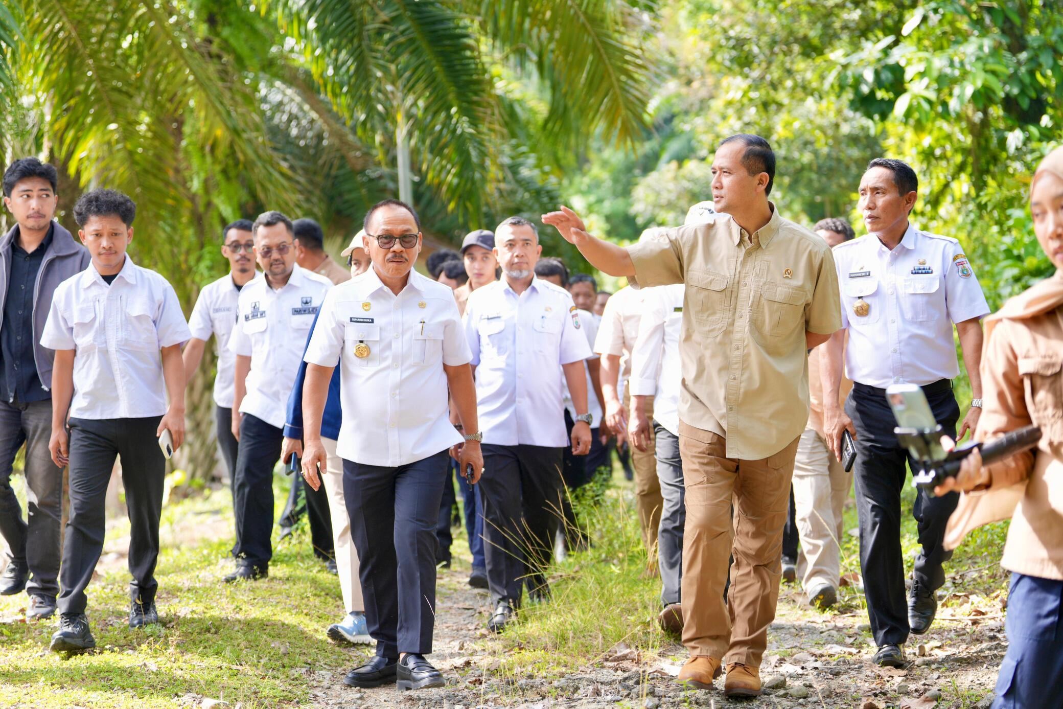 Menteri Transmigrasi Tinjau Calon Mess Patriot: Langkah Baru Mewujudkan Pusat Riset Transmigrasi di Sulbar