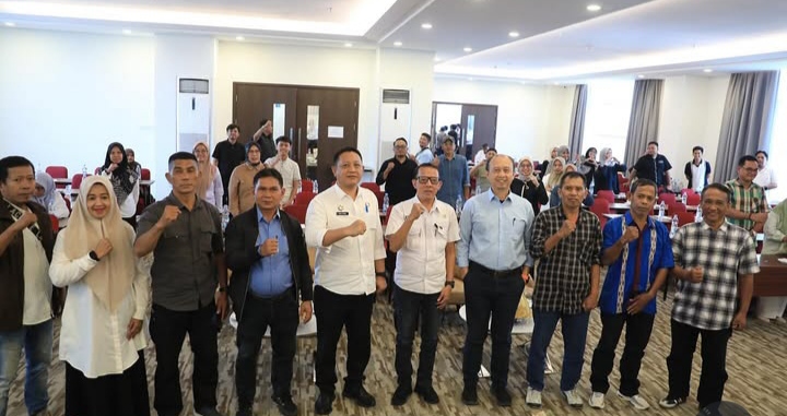 Sekretaris DPMPTSP Makassar Jadi Pemateri pada Sosialisasi Persetujuan Bangunan Gedung