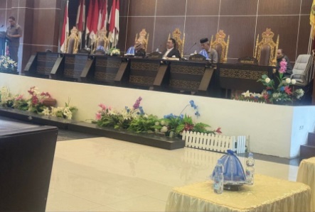 Akhir September 2025, DPRD Mamuju Sahkan Dua Ranperda dalam Rapat Paripurna