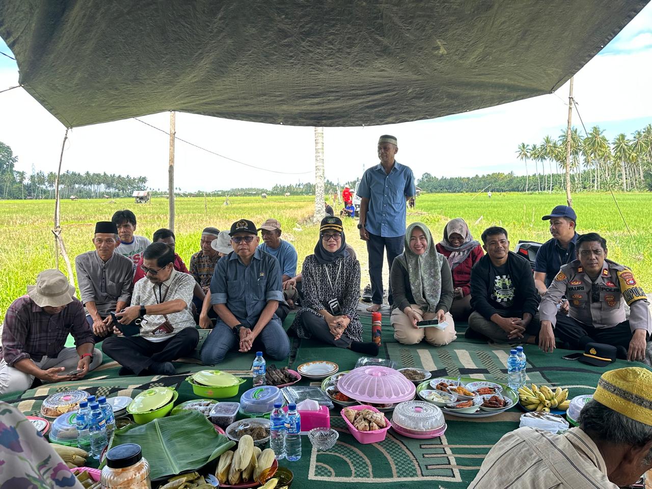 Hadiri Pesta Panen di Desa Kalola, Agus Ambo Djiwa Siap Salurkan Berbagai Bantuan Pertanian Melalui Aspirasi Komisi IV