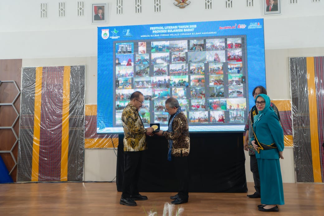 Festival Literasi Sulbar 2025: Gubernur Suhardi Duka Tegaskan Literasi Fondasi Kemajuan Daerah