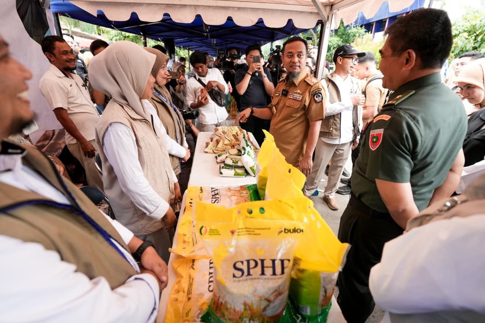 Gerakan Pangan Murah Pemprov Sulsel dapat Apresiasi Warga hingga Mahasiswa 