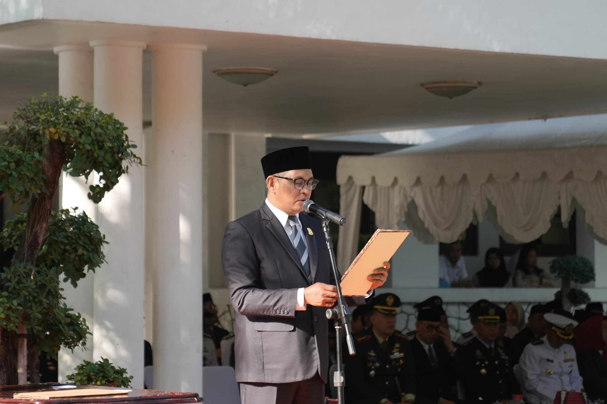 Ketua DPRD Makassar Didaulat Menbacakan Ikrar Kesetiaan Terhadap Pancasila