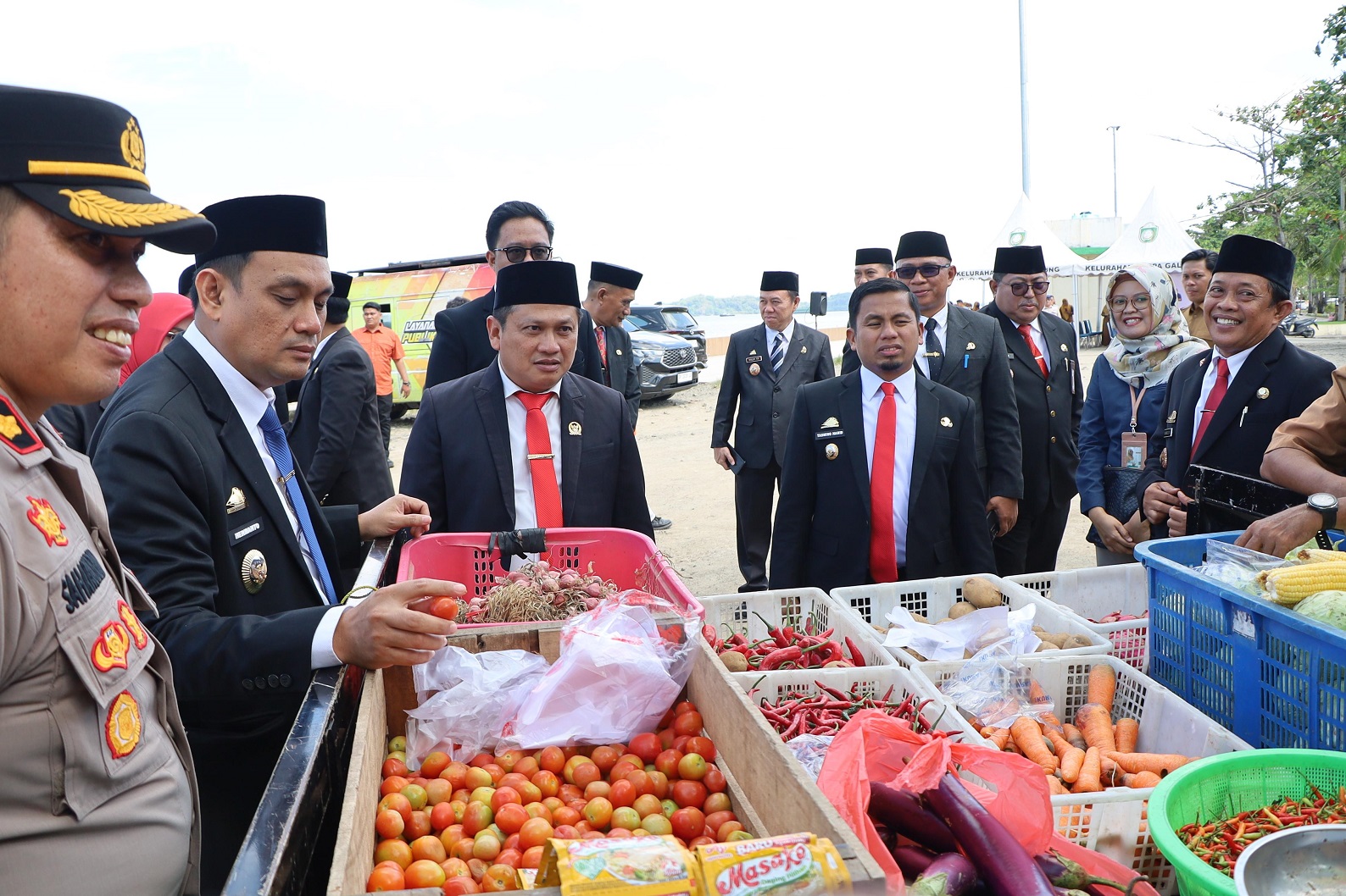 HUT ke-364 Sulsel, Pemkot Parepare Gelar Gerakan Pangan Murah Dorong Daya Beli dan Kendalikan Inflasi 