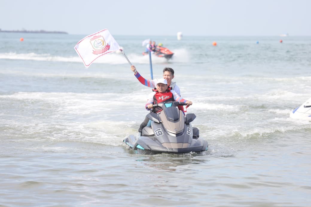 Munafri Promosikan Wisata Laut saat Pembukaan Kejuaraan Jetski Internasional di Makassar 
