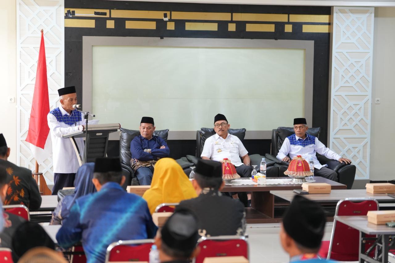 Gubernur Suhardi Duka Lepas 20 Kafilah STQH Nasional ke-28 Menuju Kendari, Janjikan Bonus untuk Peraih Medali