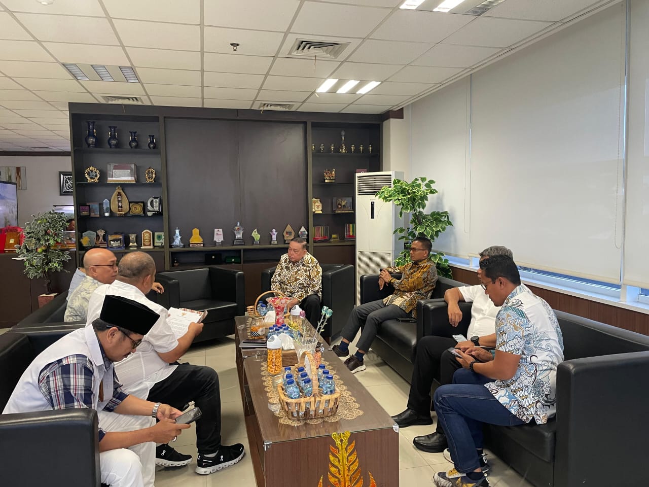 Sambangi BNPB di Jakarta, Wagub Sulbar Bahas Rehabilitasi dan Rekonstruksi Pascabencana