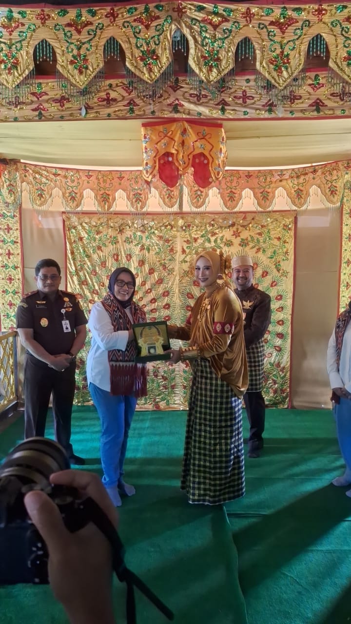 Kejati Sulbar Kunjungi Rumah Adat Mamuju, Sinergitas untuk Pembangunan Pariwisata