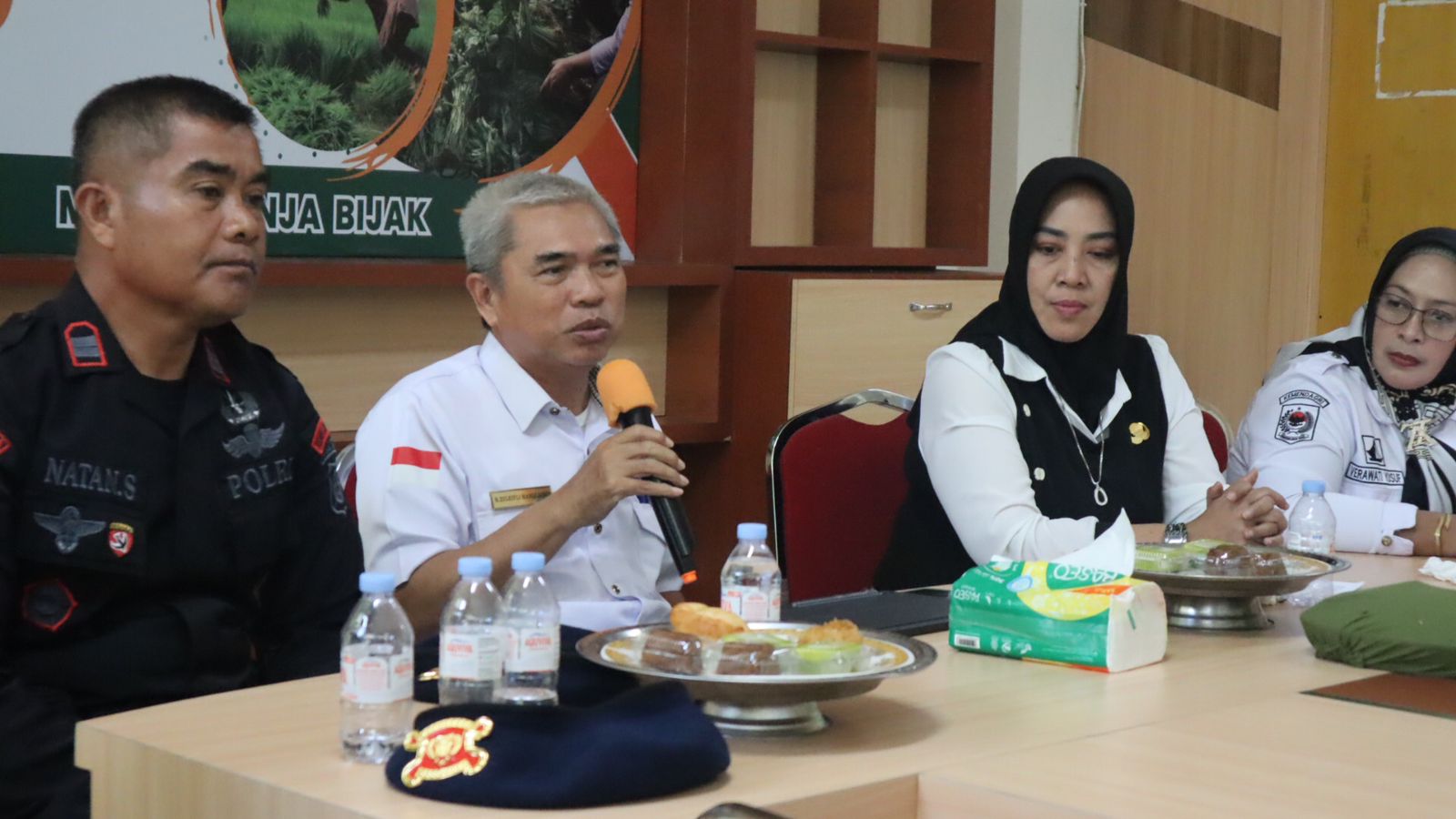 DLH Sulbar dan Satuan Brimob Polda Berkolaborasi Gelar Penyuluhan Ancaman Bahan Kimia dan Radioaktif