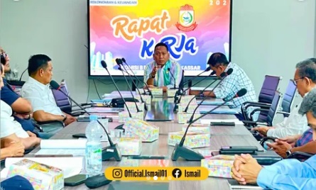 Ketua Komisi B DPRD Makassar Pimpin Raker, Bahas Stabilitas Penerimaan Pajak