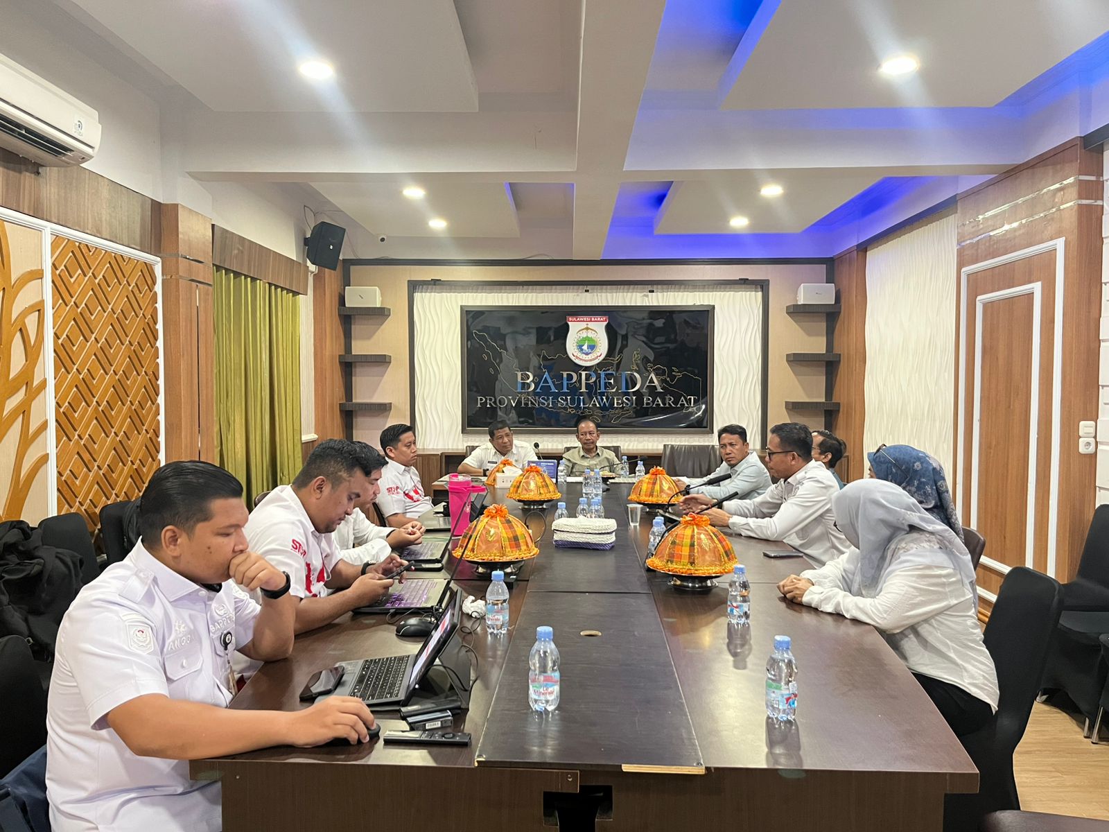 Bapperida Sulbar Bahas Penyesuaian Anggaran 2026 Bersama Banggar DPRD Pasangkayu 