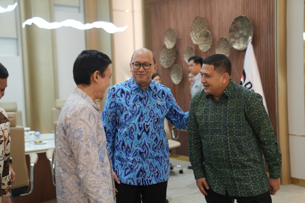 Perkuat Sinergi Nasional, Wali Kota Makassar Bahas Proyek PLTSa dengan KLHK dan Danantara