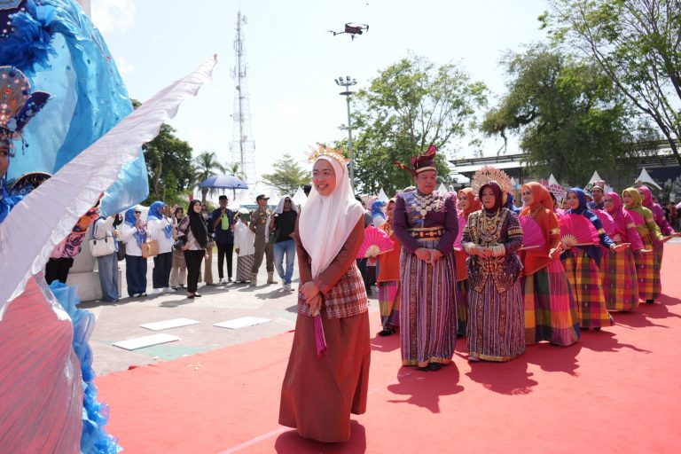 Meriahkan Jambore di Bone, PKK Makassar Tampilkan Perpaduan Harmoni dari 15 Kecamatan